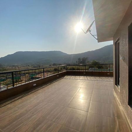 Mount Resorts Lonavala 5 Bhk Luxurious Villa With Private Pool And Full Size Cricket Football Turf Εξωτερικό φωτογραφία