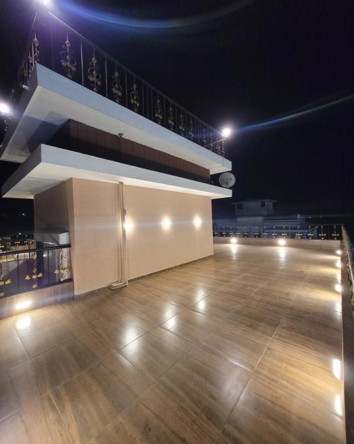 Mount Resorts Lonavala 5 Bhk Luxurious Villa With Private Pool And Full Size Cricket Football Turf Εξωτερικό φωτογραφία